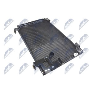 CONDENSEUR CLIMATISATION AVENSIS (T25#) (03-) 2.0 D4D