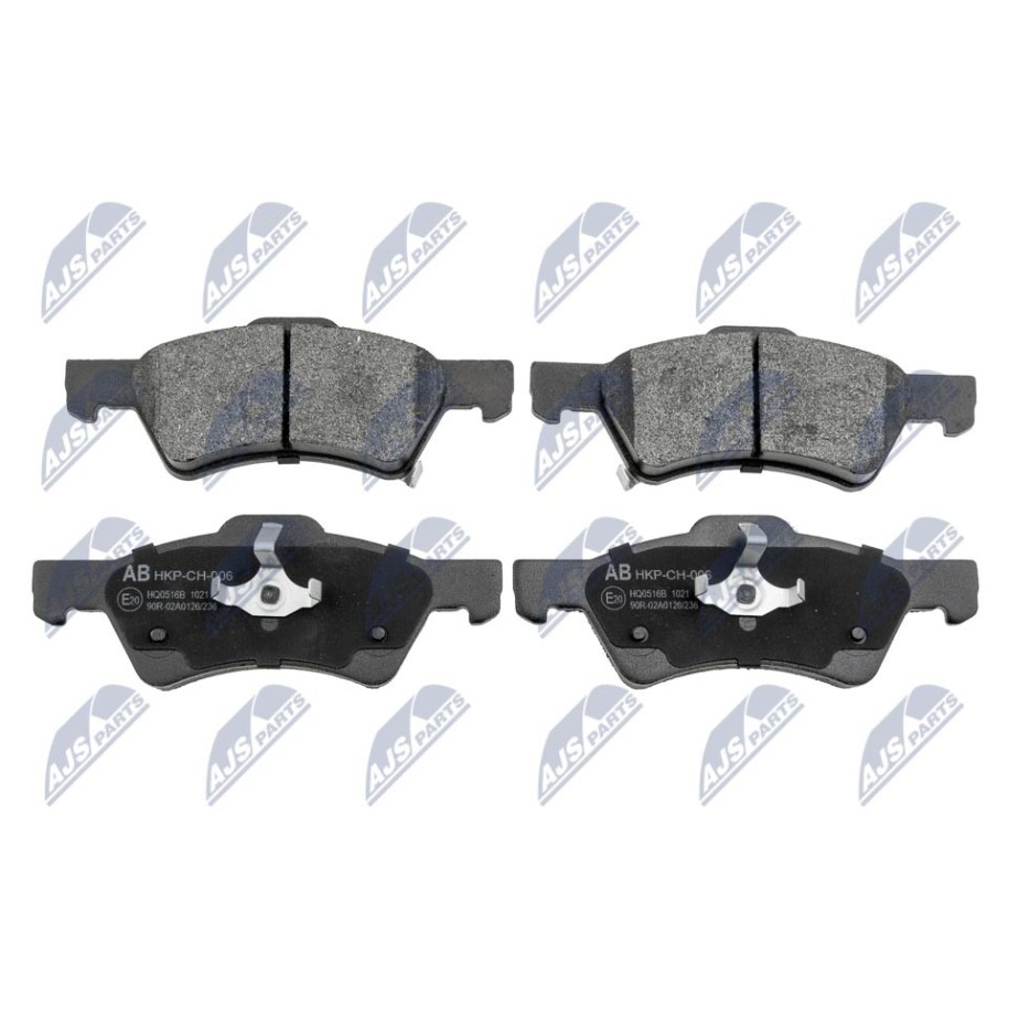 PLAQUETTES DE FREIN AVANT CHRYSLER VOYAGER 00-