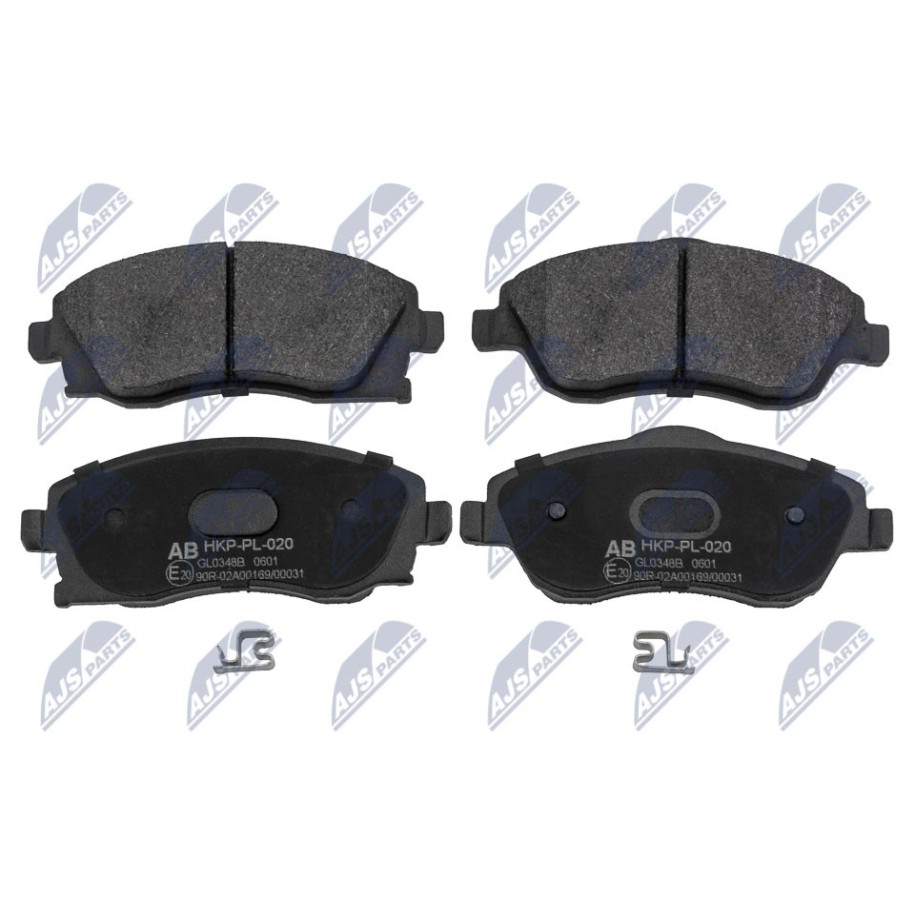 PLAQUETTES DE FREIN AVANT OPEL CORSA C 00-